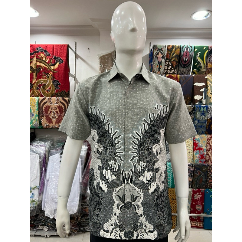 Kemeja pendek bahan silk Motif burung dua abu