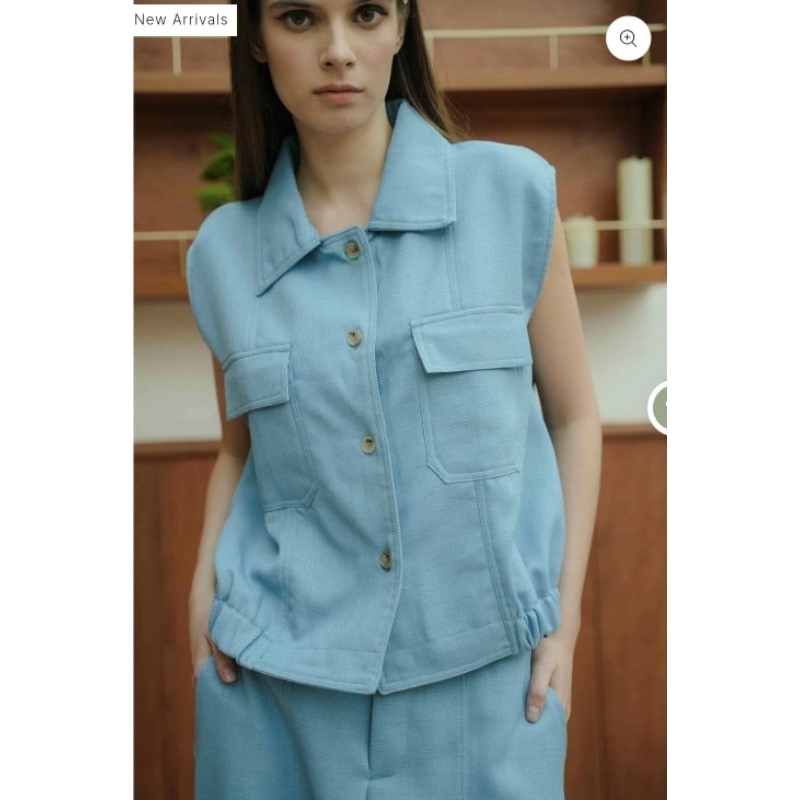 New !!! 1 Set  Maven Lucern Long Katia In Como Blue