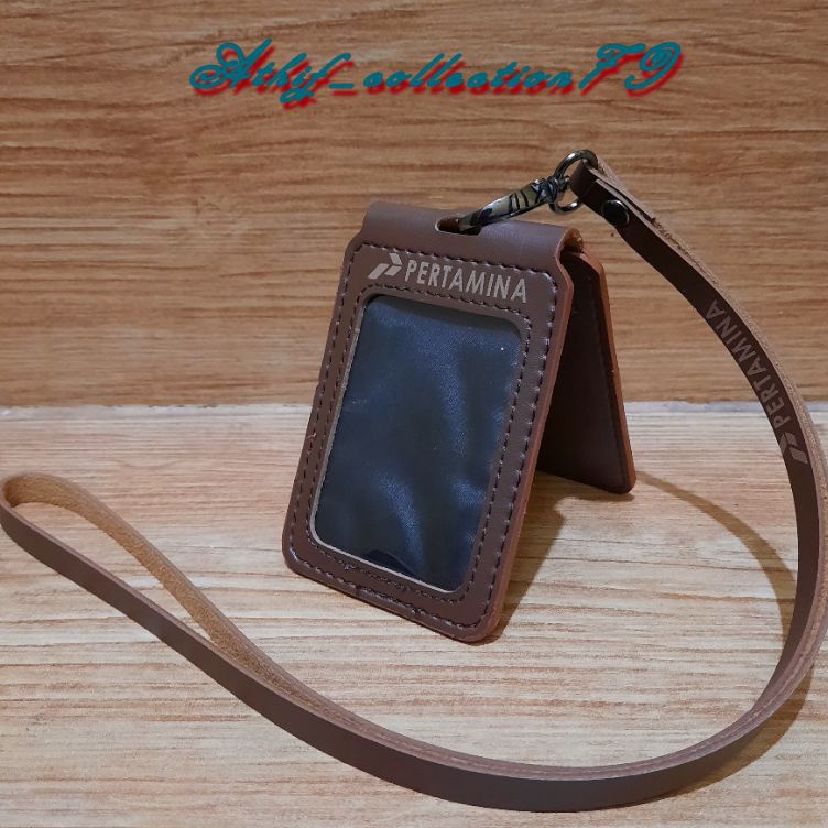 

Tempat Id Card Pemina Lipat Holder Id Card Kulit Pemina