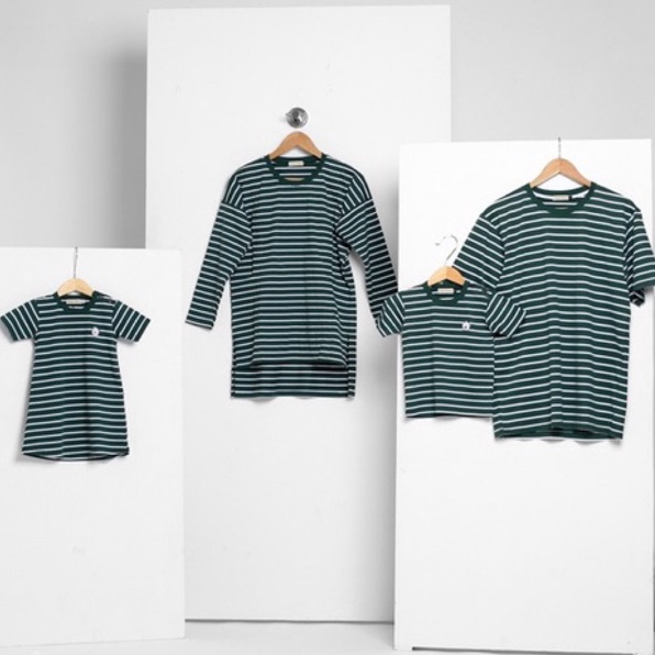 Model Terkini Family Stripe Series Baju Couple keluargaKaos stripe coupleKaos garisgaris couple