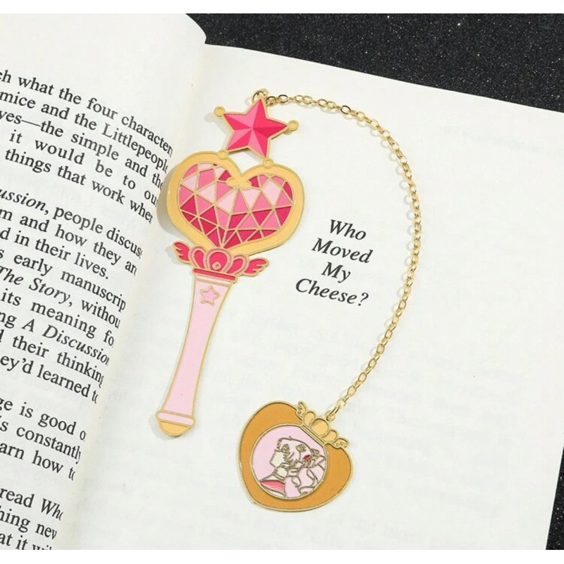 

Anime Metal Bookmarks, Creative Magic Wand Girl Bookmarks, Unique Stationery Birthday & Christmas Gift For Book Lovers And Students [Licensed]