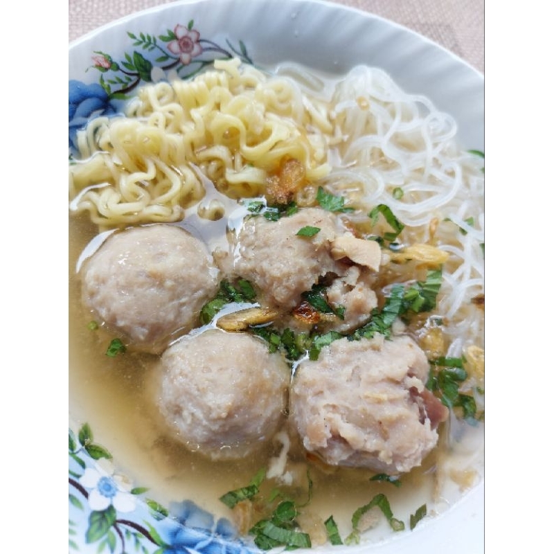 

Bakso Homemade HALAL Enak (bisa untuk balita >2 tahun)