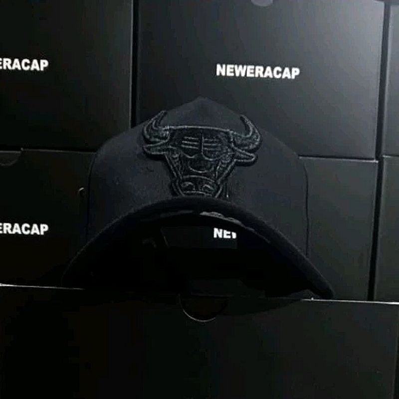 Topi baseball pria wanita dewasa bulls 9forty New era cap distro premium