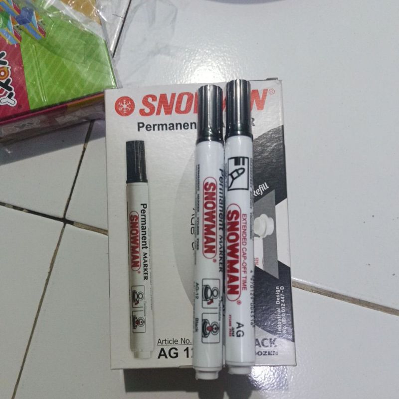 

spido snowman permanent marker isi 12pch