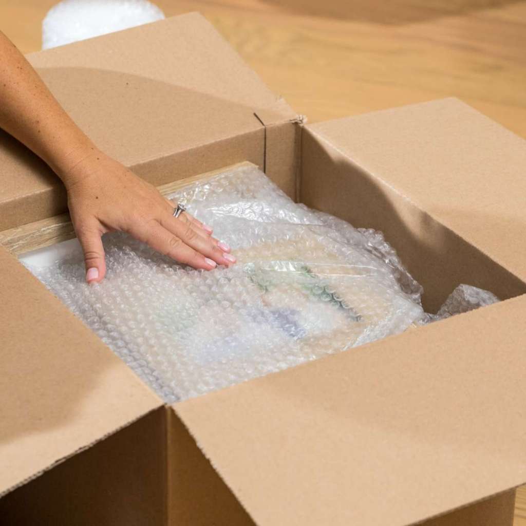 

Buble wrap tambahan packing