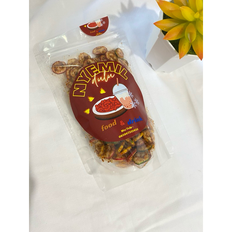 

Kerupuk Seblak Super Pedas / Cemilan Renyah / Snack Pedas / Enak / Viral