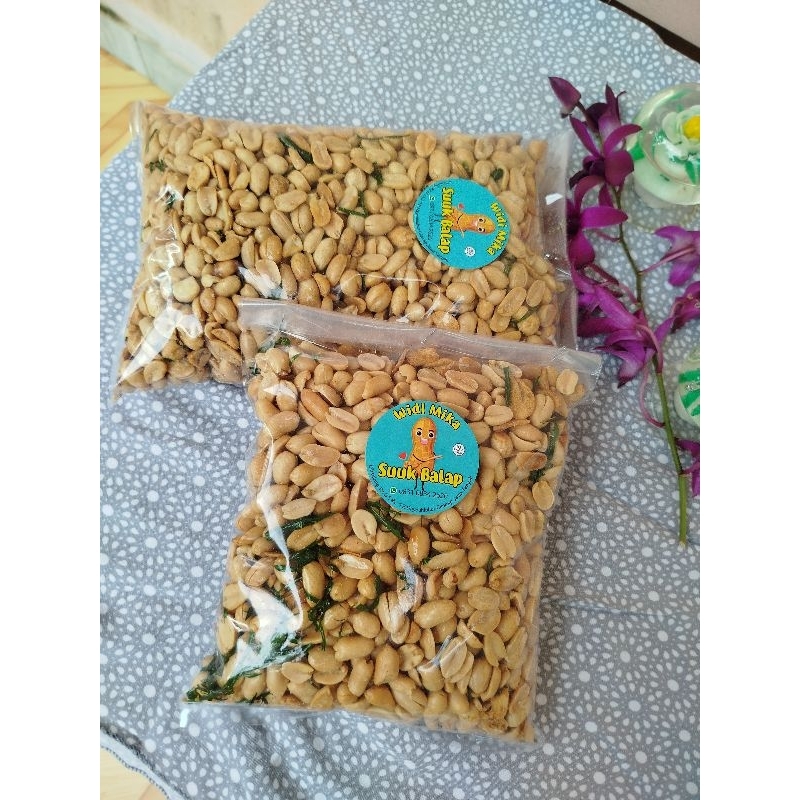 

Kacang Bawang 1Kg Original Kota Cilacap