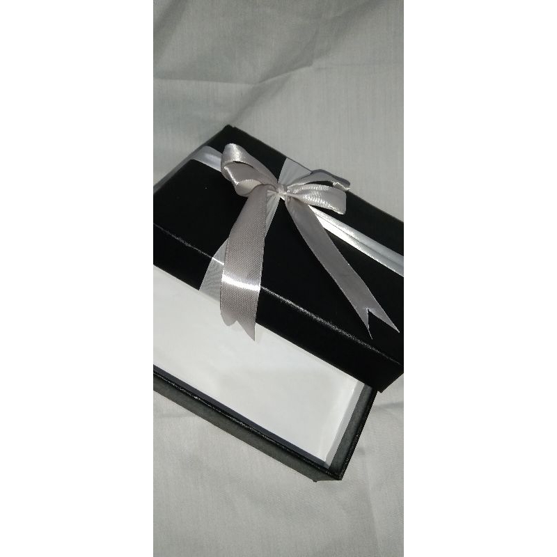 

Custom Gift Box / Box Gift Ukuran Medium