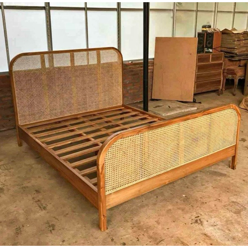 Dipan rotan 180x200 kayu jati tua