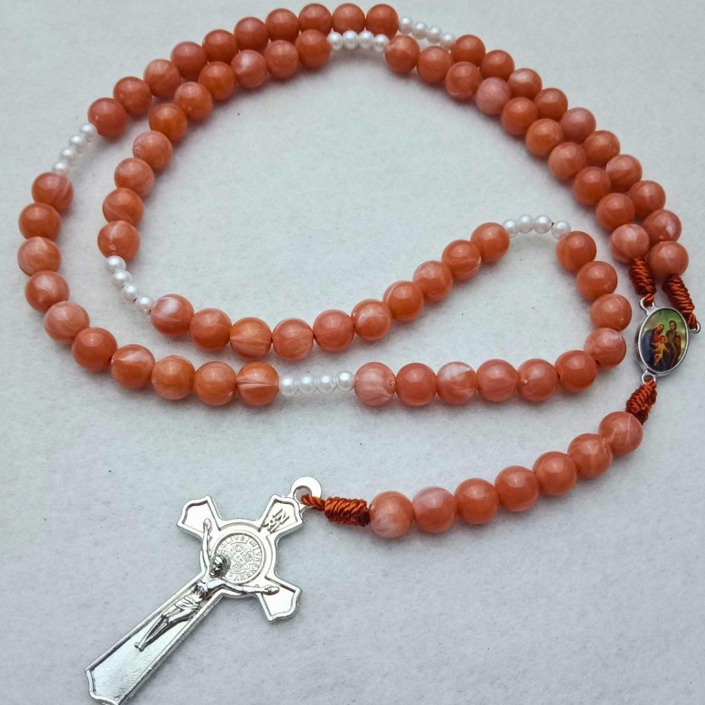 Kalung rosario Katolik warna coklat muda harces gambar ORANG KUDUS SALIB BENEDIKTUS ANTI KARAT