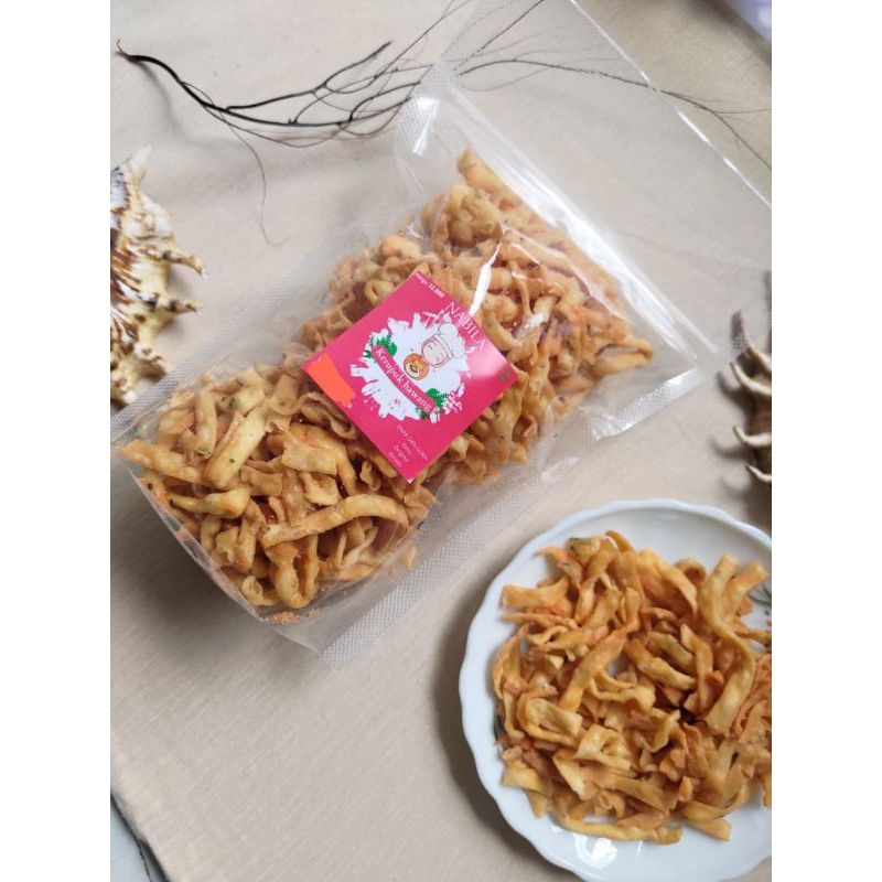 

Cemilan kerupuk bawang l stik bawang enak & gurih