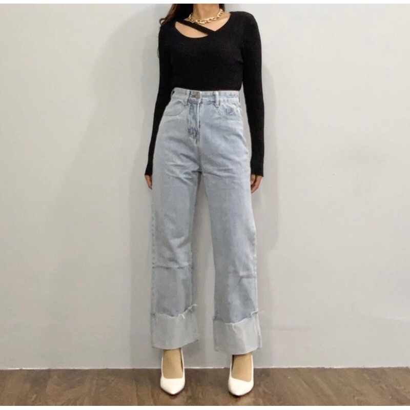 BLUE JEANS HIGHWAIST JEANS / celana jeans second / celana jeans preloved / celana denim wanita prelo
