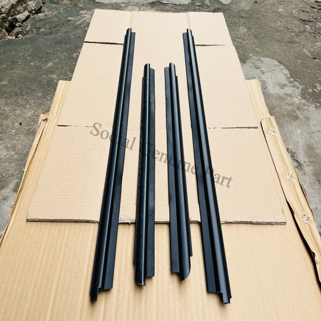 KARET PELIPIT KACA LUAR DATSUN GO PLUS PANCA