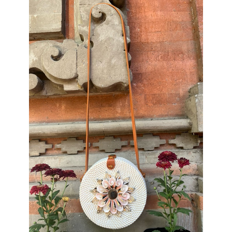 TERBARU TAS ROTAN BULAT MOTIF KERANG /TAS ROTAN BULAT /TAS ROTAN BALI /TAS SLEMPANG
