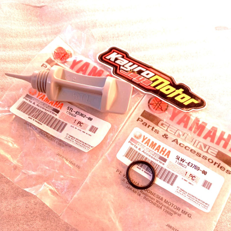 TUTUP OLI MESIN ATAS MIO SPORTY MIO SMILE MIO SOUL FINO KARBU NOUVO ASLI ORIGINAL YAMAHA