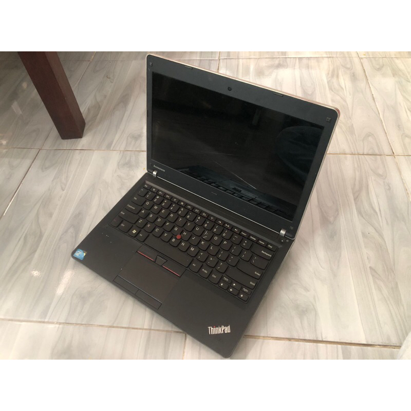 Laptop Bekas/Second Lenovo Thinkpad Edge 13" 0196