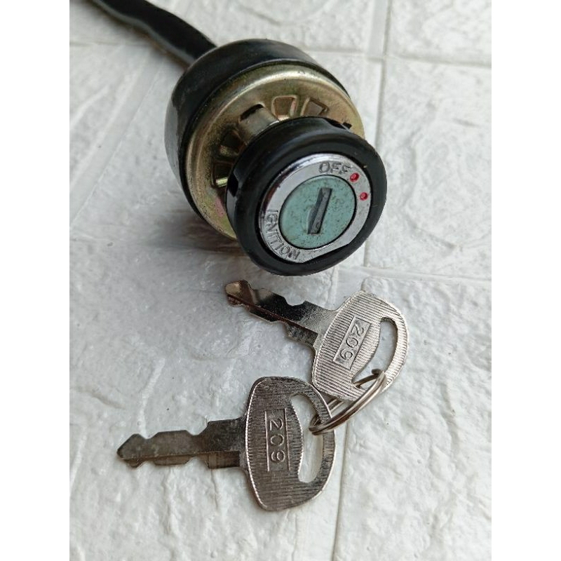 Kunci kontak suzuki A100 aplikasi cb100 s90 double klick NOS