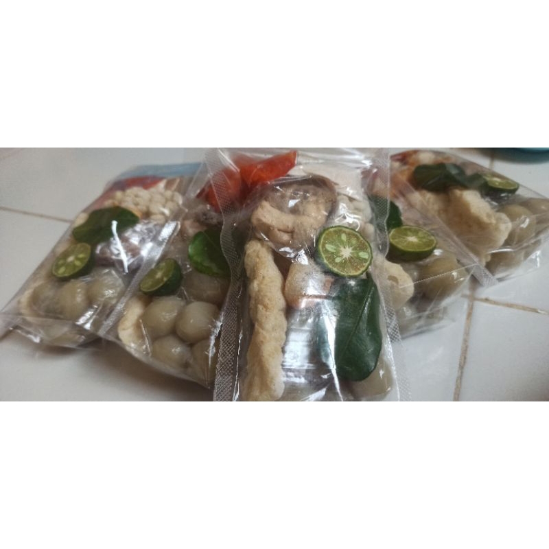

Cilok Goang isi ayam suir