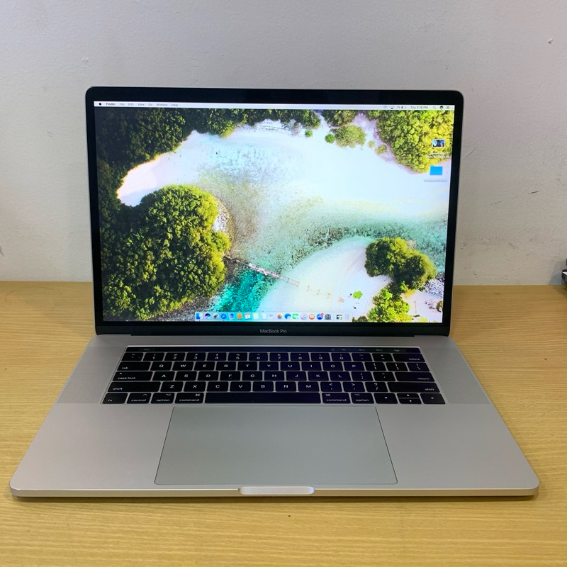 Macbook Pro 2017 15" Touchbar ram 16gb
