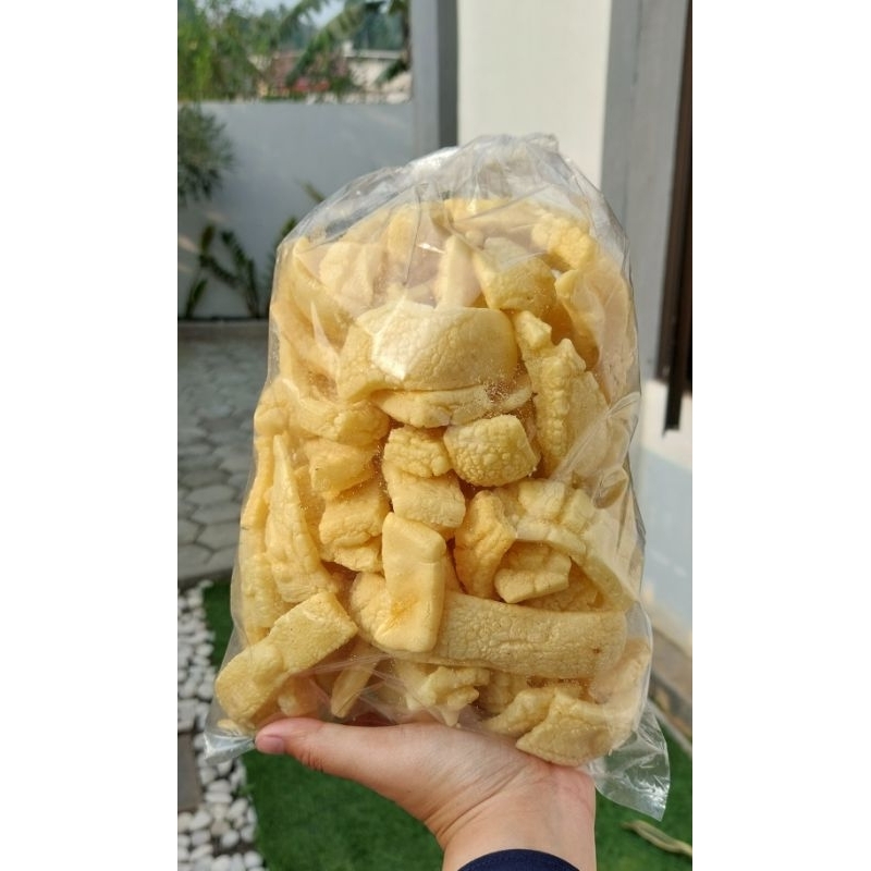 

Kerupuk kulit panjang