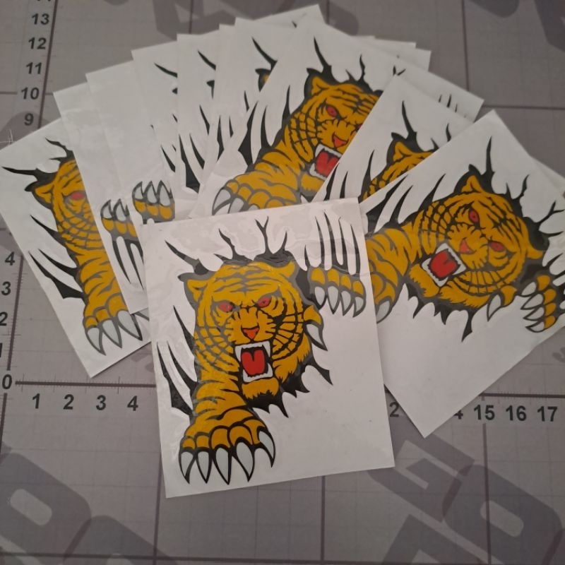 

STICKER CUTTING MACAN