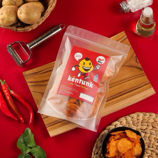 

KENTUNK Spicy 120g Cemilan Snack Keripik Kentang Serut Potato Chips Kripik Kentang Spicy Pedas Daun Jeruk