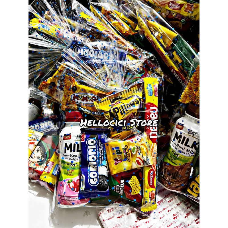 

PARCEL HAMPERS BINGKISAN SNACK KEMASAN ULANG TAHUN
