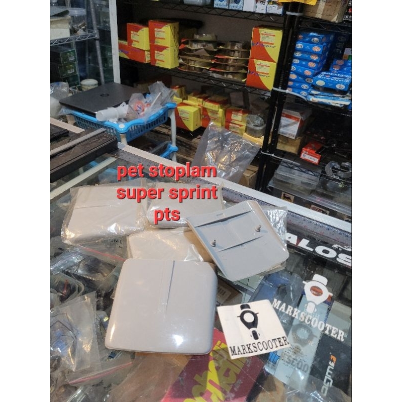 pet stoplam topi lampu belakang vespa super sprint bajaj