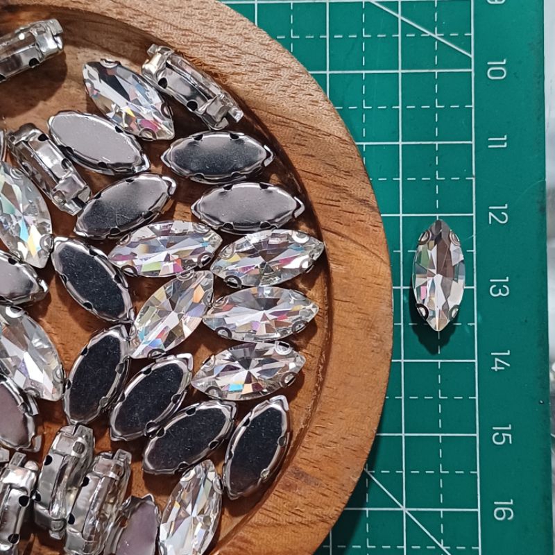 Diamond cangkang kaca sampan 7x15