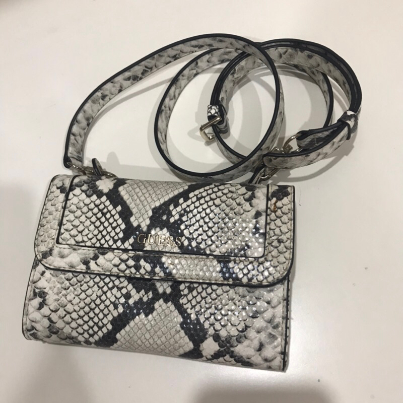 Guess Monochrome Croco Slingbag
