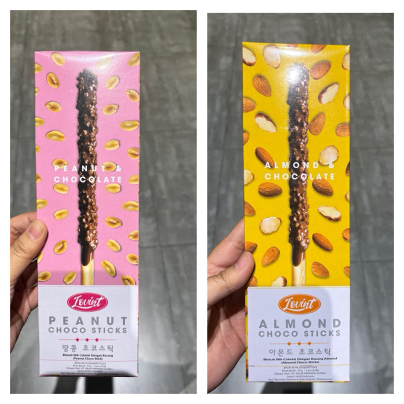 

Lovint Biskuit Stik Coklat Dengan Varian Topping - 54g