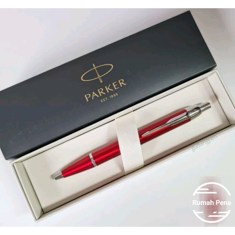 

Bollpoint Parker IM Red Chrome Trim Klip Silver Original Parker Gratis Hard Box & Grafir Nama