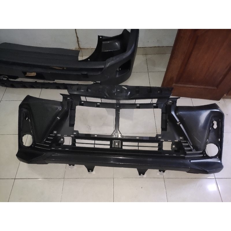 bemper depan Avanza Veloz 2019 Original