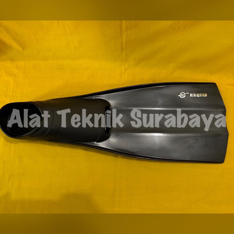 KODE W45Z ISI 1 PASANG DIVING SHOES FINS EXQUIS HITAM  TRANSPARANT SIZE M L XL TAIWAN SEPATU KATAK S