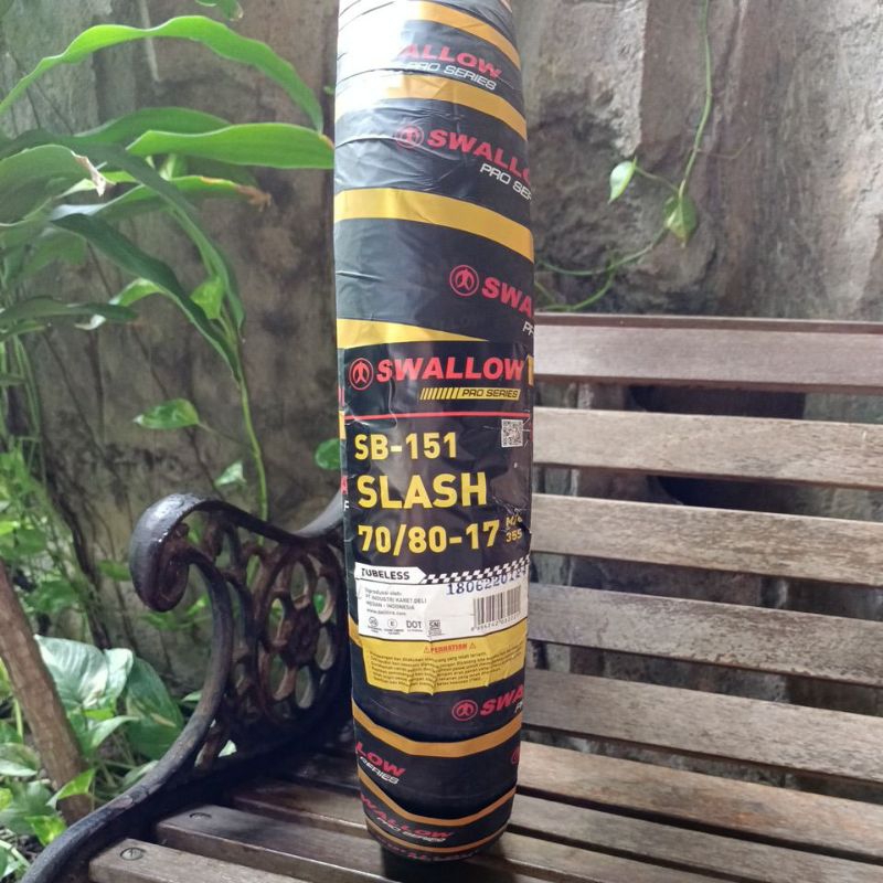 Ban Luar Swallow Slash 70/80-17 Tubeless Soft Compound