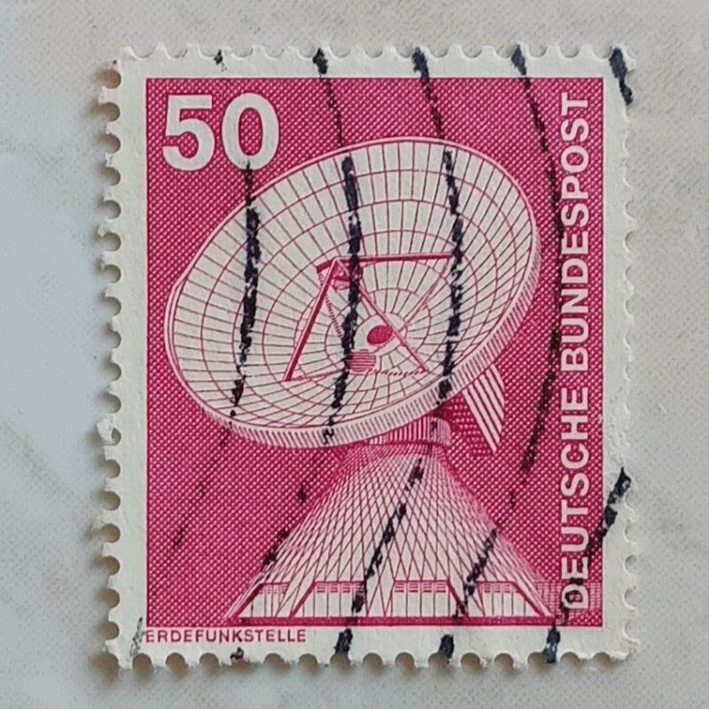 

(AE) Perangko Jerman, Republik Federal 1975 Industry and Technology Definitives 1975-1982 - Dish Aerial at Raisting Earth Station 50 pfennig Used