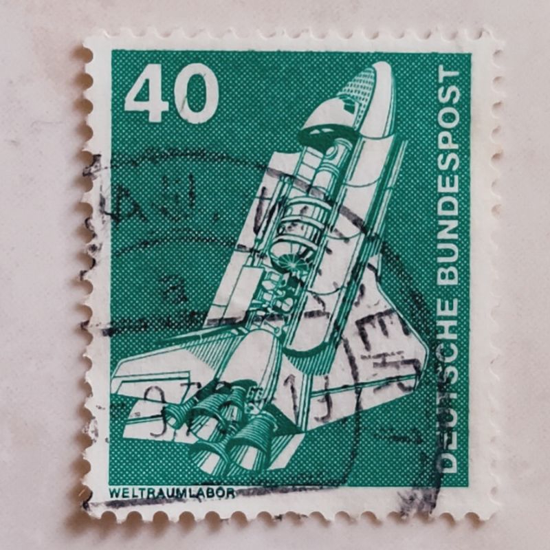 

(AE) Perangko Jerman, Republik Federal 1975 Industry and Technology Definitives 1975-1982 - Space Laboratory (Spacelab) 40 pfennig Used