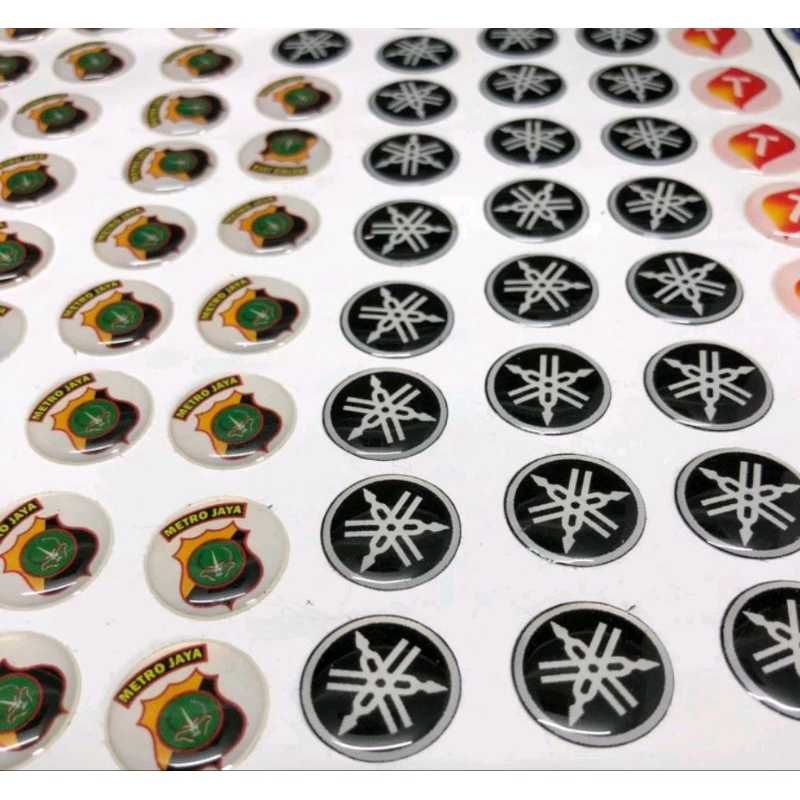 

CUSTOM LOGO YOYO ID CARD NAMETAG Sticker Timbul