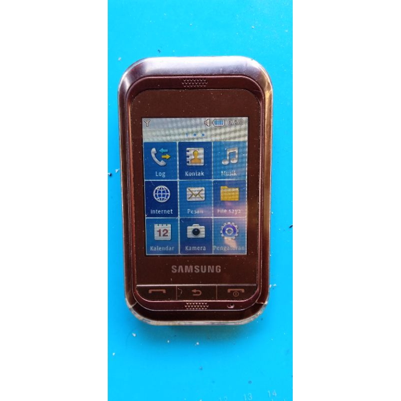 Samsung Galaxy Cham gt- c3303i
