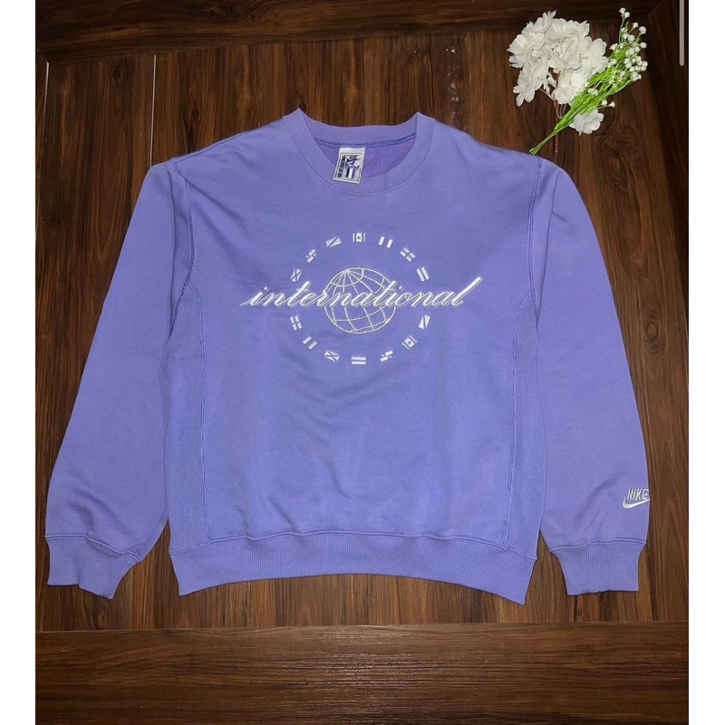 VINTAGE NIKE INTERNATIONAL PURPLE