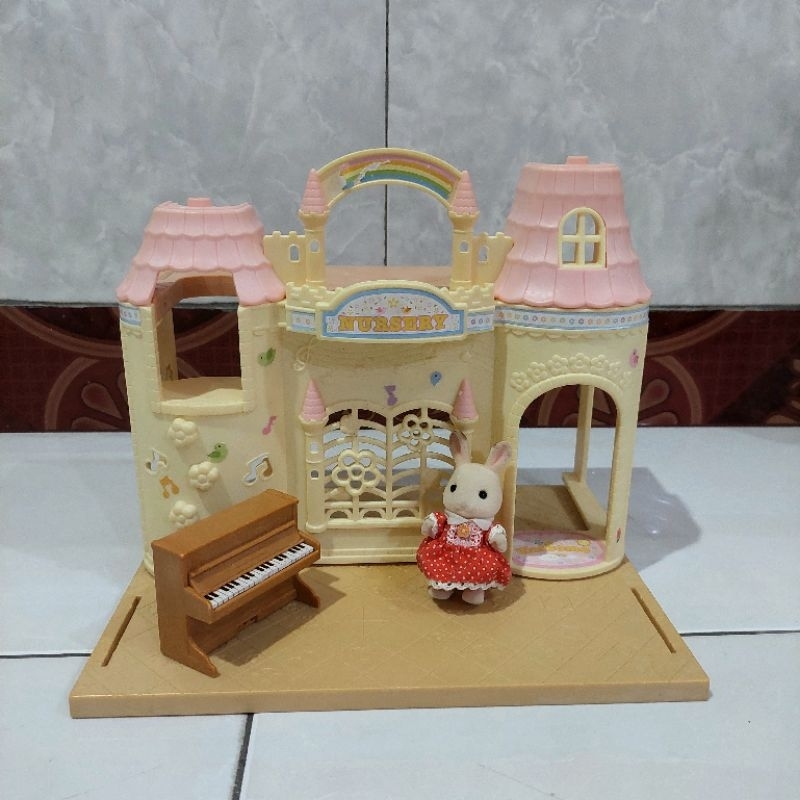 Original Sylvanian Families Baby Castle Nursery • Preloved