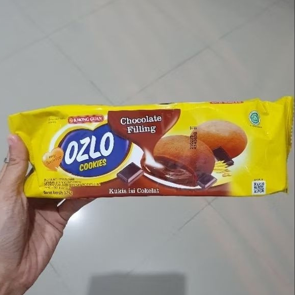 

Khong Guan Ozlo Cookies kukis biskuit isi COKLAT 125gr