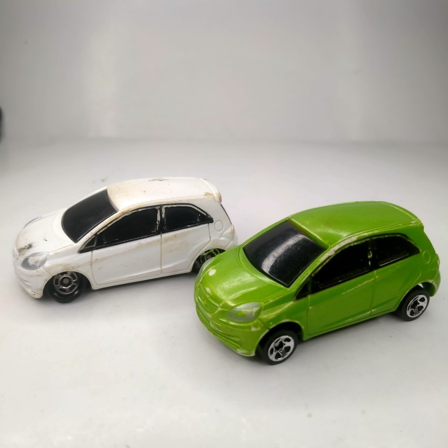 TOMICA COOL DRIVE HONDA BRIO JUNK ,TAKEALL