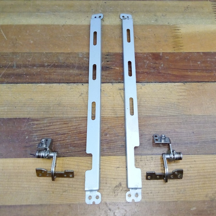 Hinge Engsel Laptop Samsung RV408 NP-RV408L