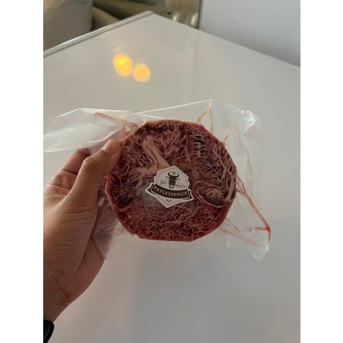 

Daging sapi/beef wagyu Meltique Tenderloin 200gram