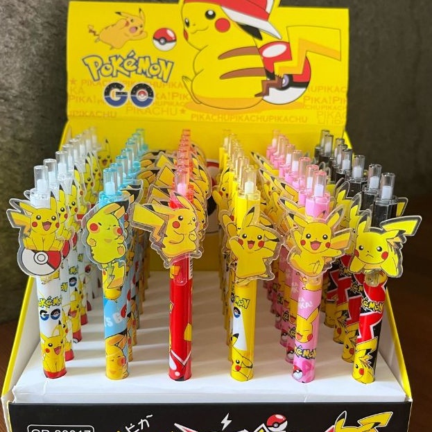

Extra Paket Usaha Pulpen Lucu Akrilik Sanrio Ink Pen Pokemon Lotso Pen Cetek isi 48