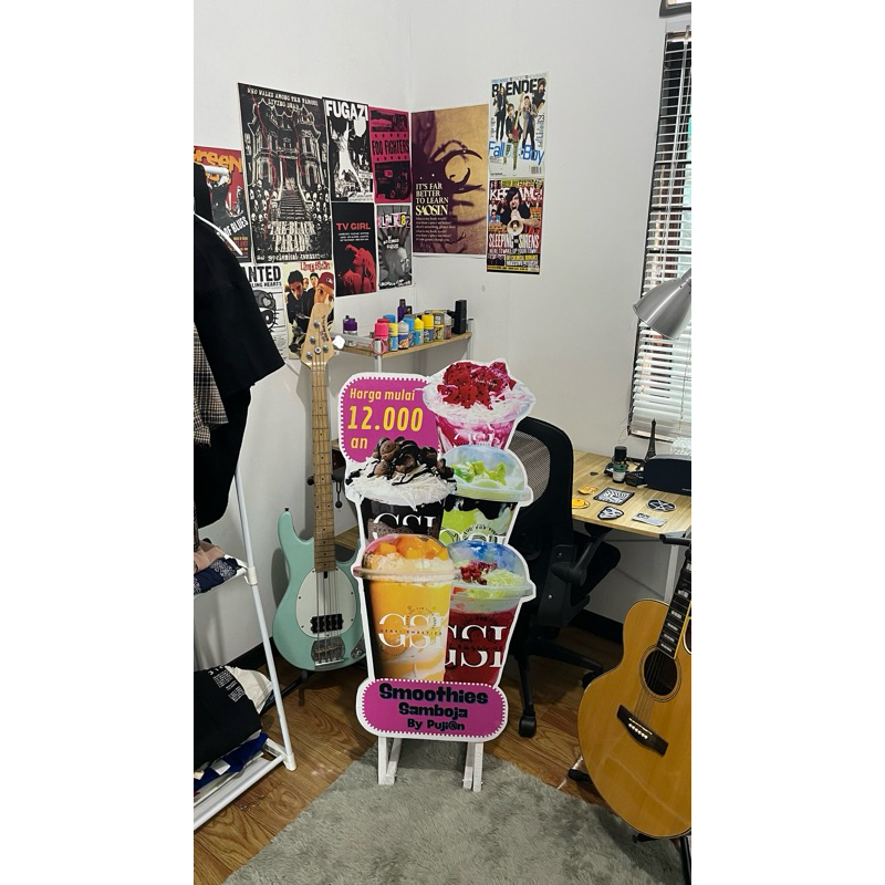 standee produk custom/ standee custom