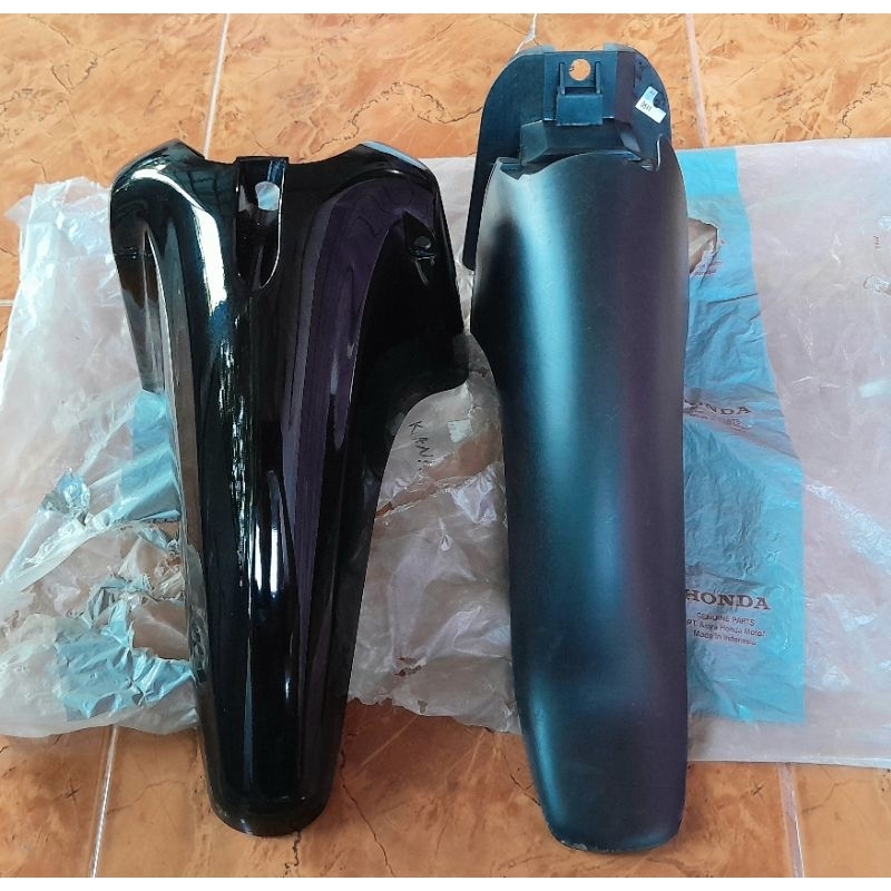SPAKBOR SLEBOR DEPAN SET HONDA KIRANA 125 KIRANA125 ORI AHM 61100-KPW-860FMB & 61200-KPW-900