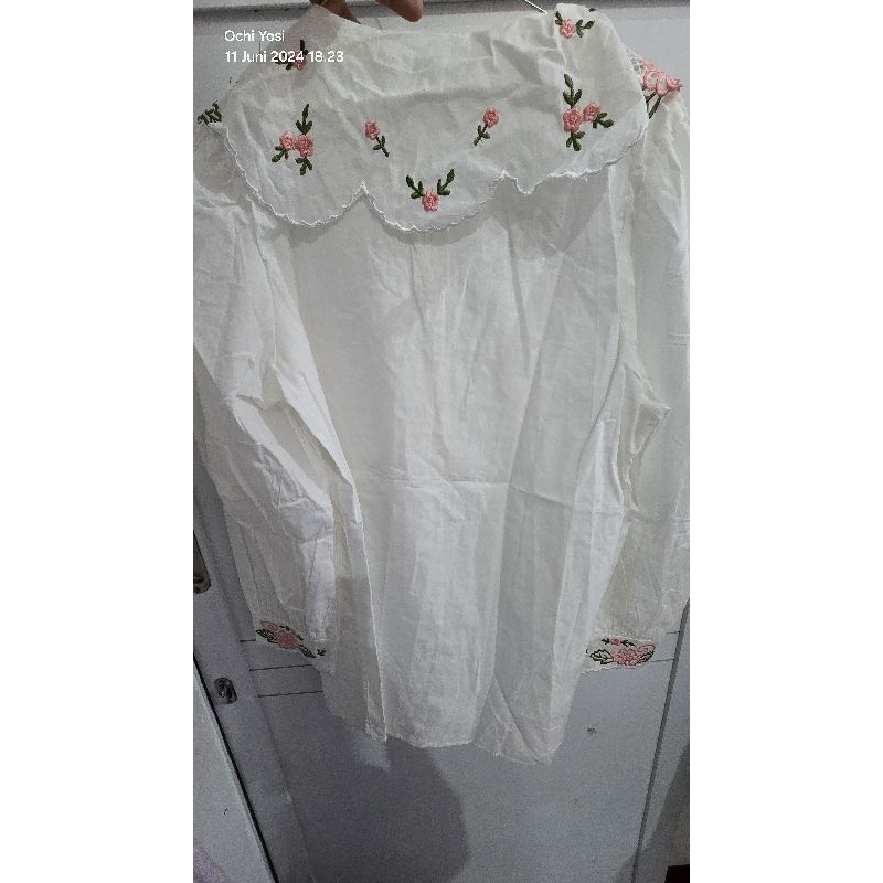 Baju Putih Bangkok Merk Ploypa Studio