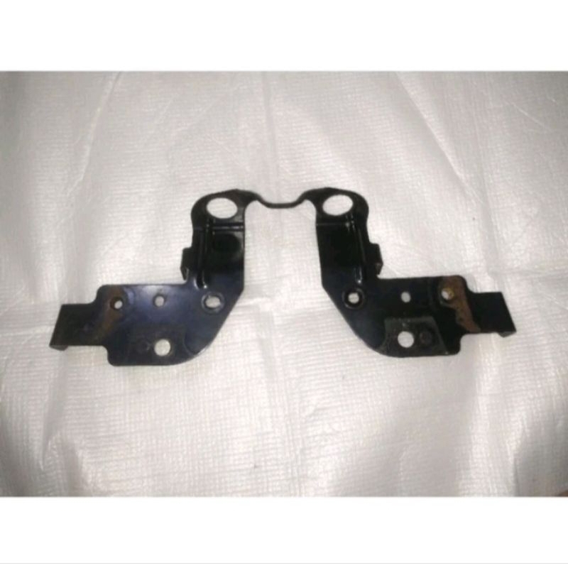 Breket Lampu Stop Xride 115 (Bekas Original)